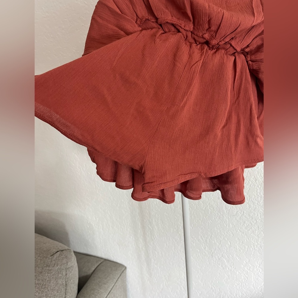 Red skort - Picture 3 of 4